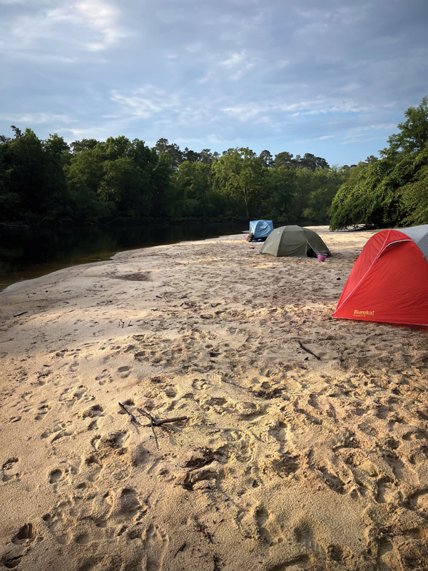 Day 4: A large sandbar inspires a morning off from paddling.