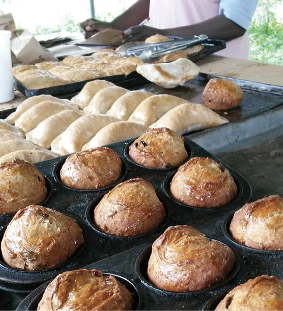 Clay-oven baked pastries are typically sold on the beach.