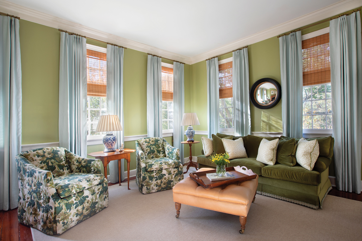 Green Space: The second-floor sitting room continues Caitlin’s use of bold color and pattern interplay.