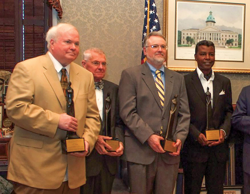 In 2010, Wiles was honored with The Elizabeth O’Neill Verner Award (now known as the Governor’s Award for the Arts), alongside author Pat Conroy and artist Jonathan Green.