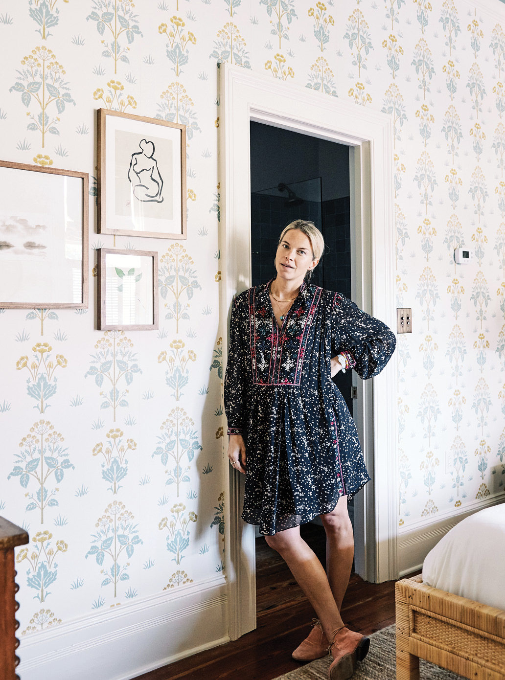 Upstairs, Kate infused each of the seven rooms with its own snug allure using wallpaper by 19th-century English pattern designer William Morris, vintage Turkish rugs, antique case goods, and local art.