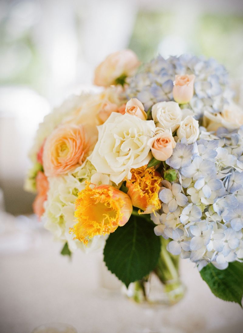 DAINTY DOES IT: Bride Anna told event planner Luke Wilson she wanted flowers subtle in color.
