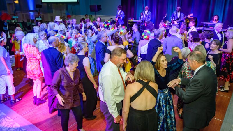 Guests hit the dance floor after a Cuban-inspired dinner.