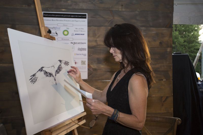 Artist Cecilia Murray created a custom oil pastel work of the Center’s osprey.