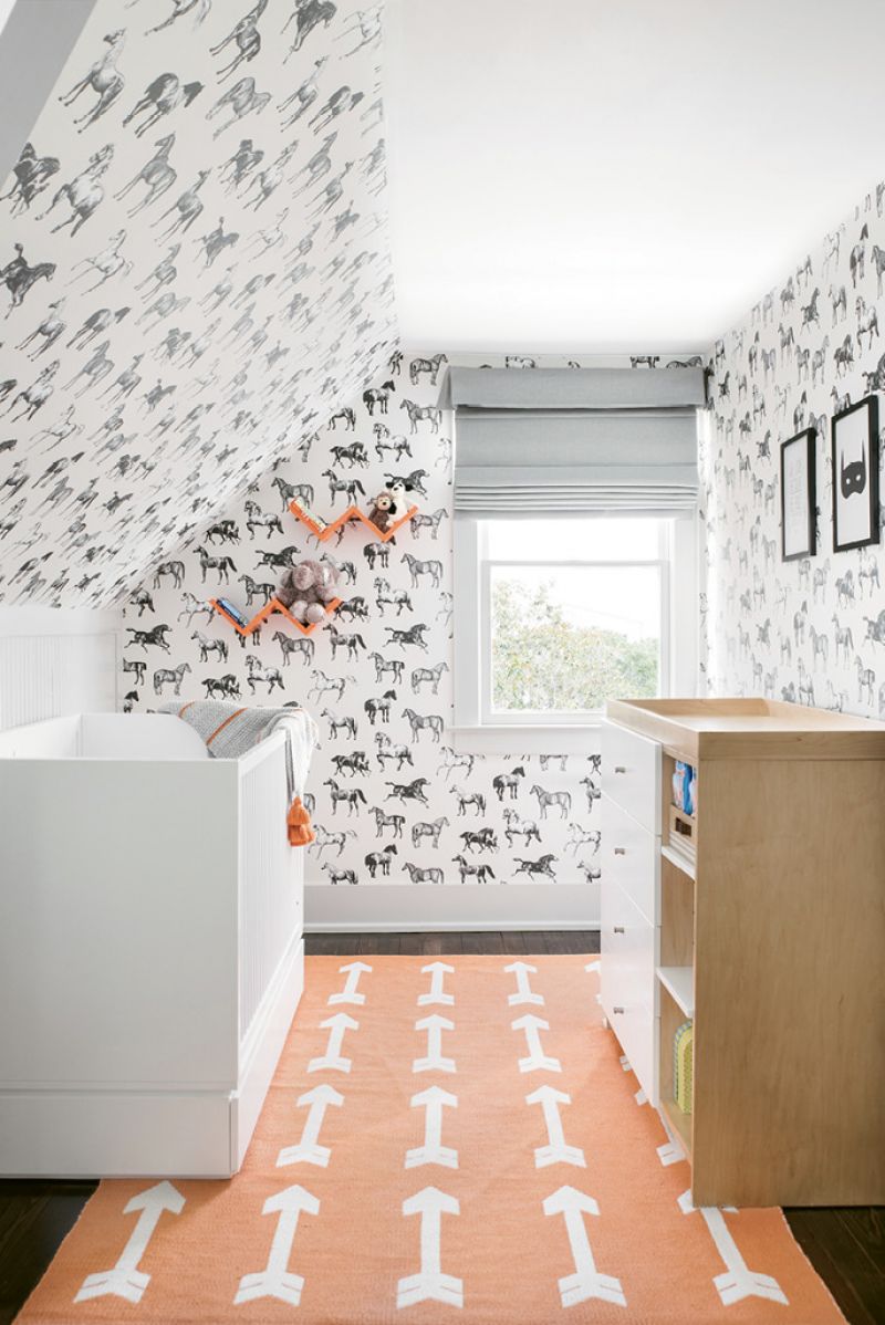Sandberg Wallpaper UK’s “Collette” for him—helps, as do built-ins rife with books and toys.