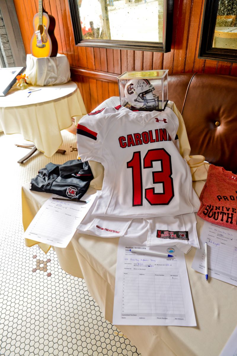 Gamecocks gear for auction