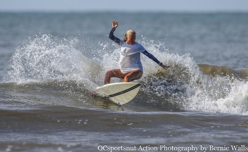 Georgia native Anna Bloess shreds a wave during the Folly Beach Wahine Classic. (Photograph by Bernie Walls)