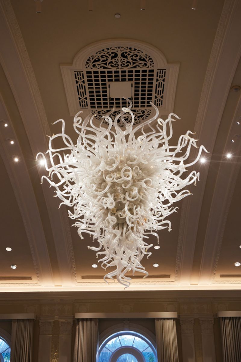 In a city full of glass sculptures, a new, massive chandelier by artist Dale Chihuly hangs in the ballroom at the Vinoy Resort &amp; Golf Club