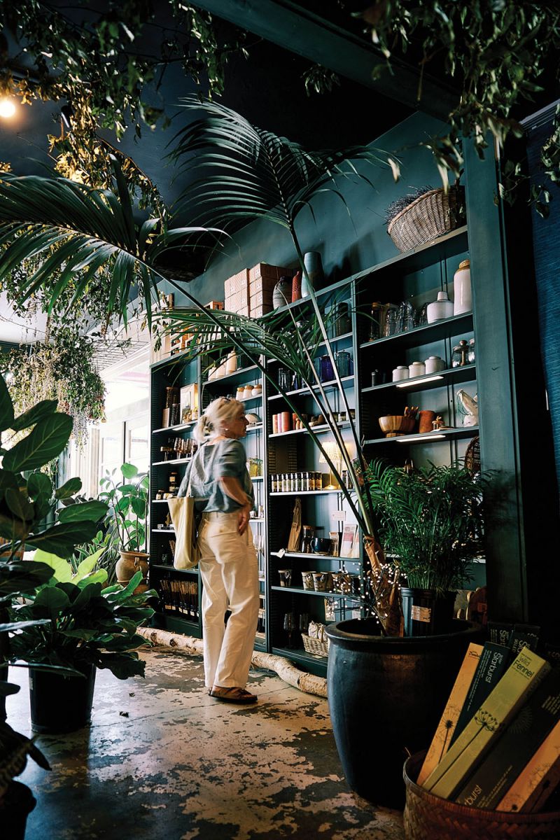 Shopping for house plants and wine at Flora &amp; Forage