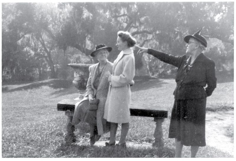 Alice and friend Harry McInvaill during a visit to Dean Hall Plantation circa 1943