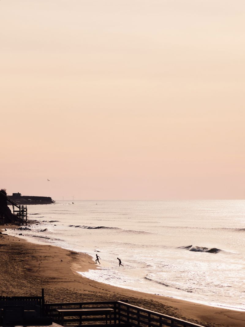 A Shore Thing: Tall bluffs in parts of Montauk create a striking shoreline, where wooden steps lead down to the beach. The only oceanfront bluffs on Long Island, they’re a remnant of long-ago glaciers.