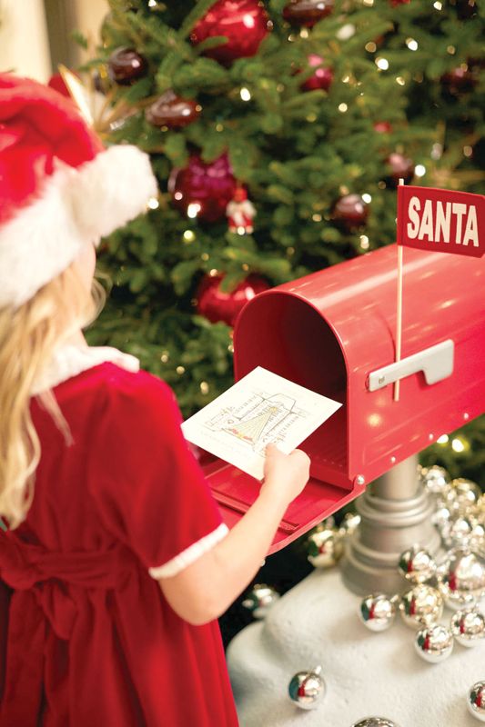 Posting letters to Santa at The Charleston Place.