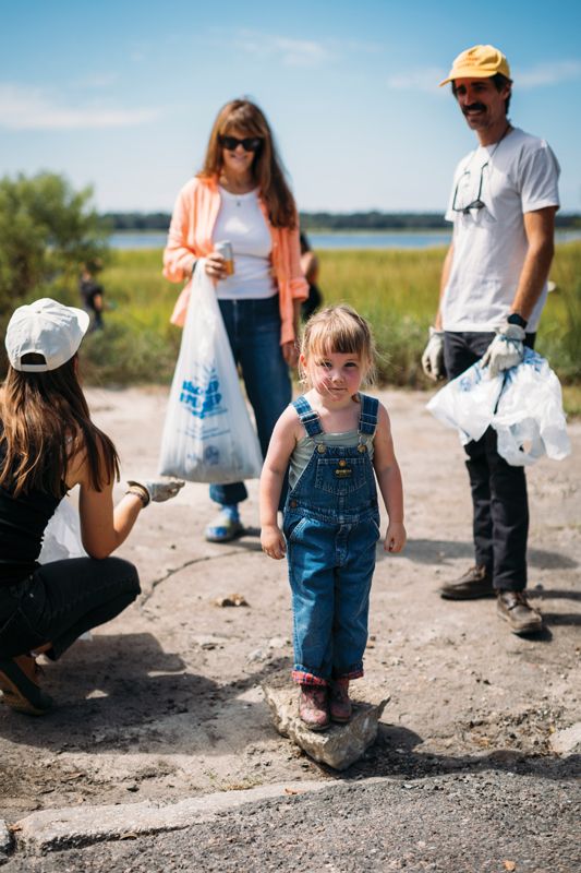 RDE has participated in community cleanups with the MARSH Project.